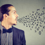 Prise de parole en public : comment poser sa voix pour captiver son auditoire ?